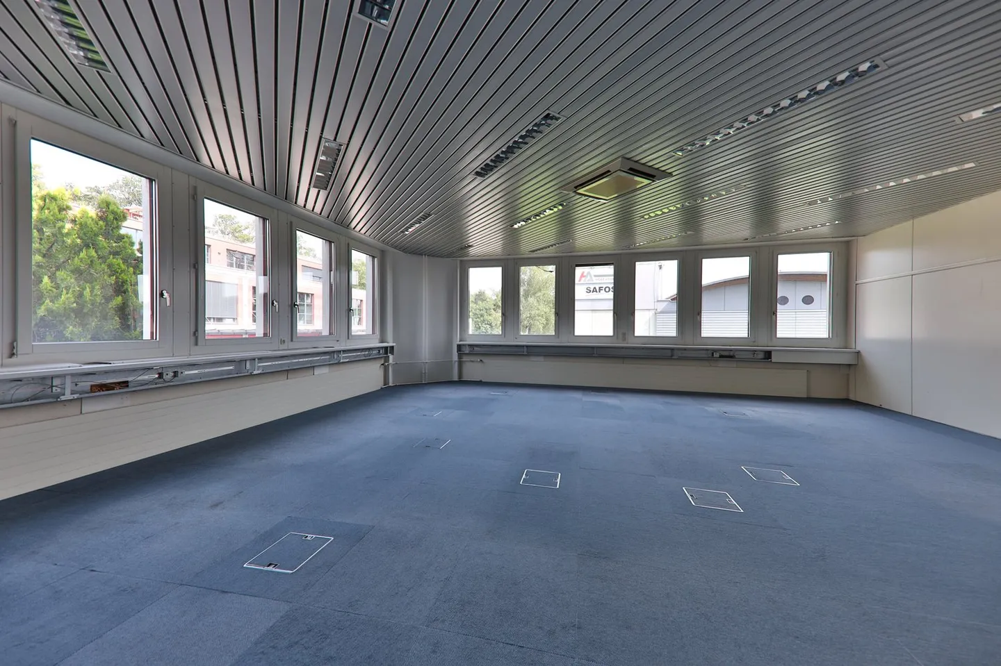 Representative office spaces in Wangen near Dübendorf - Photo 2 of 15