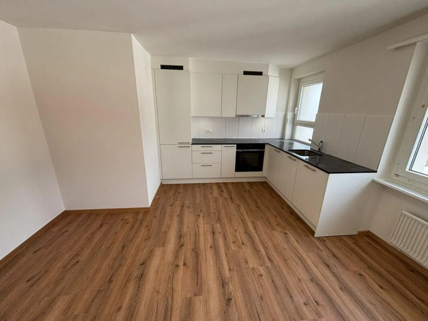 Appartamento di 5,5 stanze recentemente ristrutturato - Foto 1 di 14