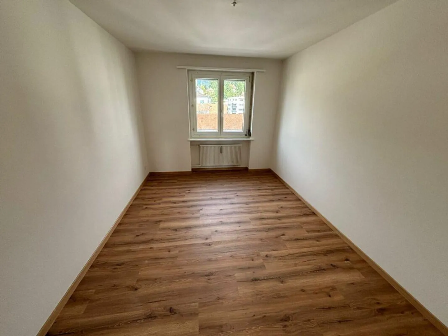 Appartamento di 5,5 stanze recentemente ristrutturato - Foto 3 di 14