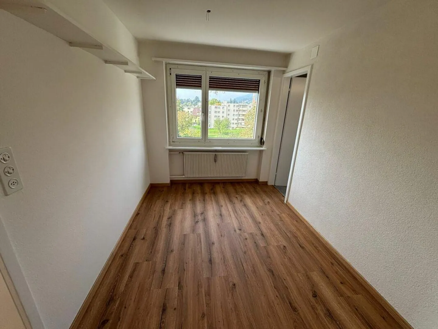 Appartamento di 5,5 stanze recentemente ristrutturato - Foto 8 di 14