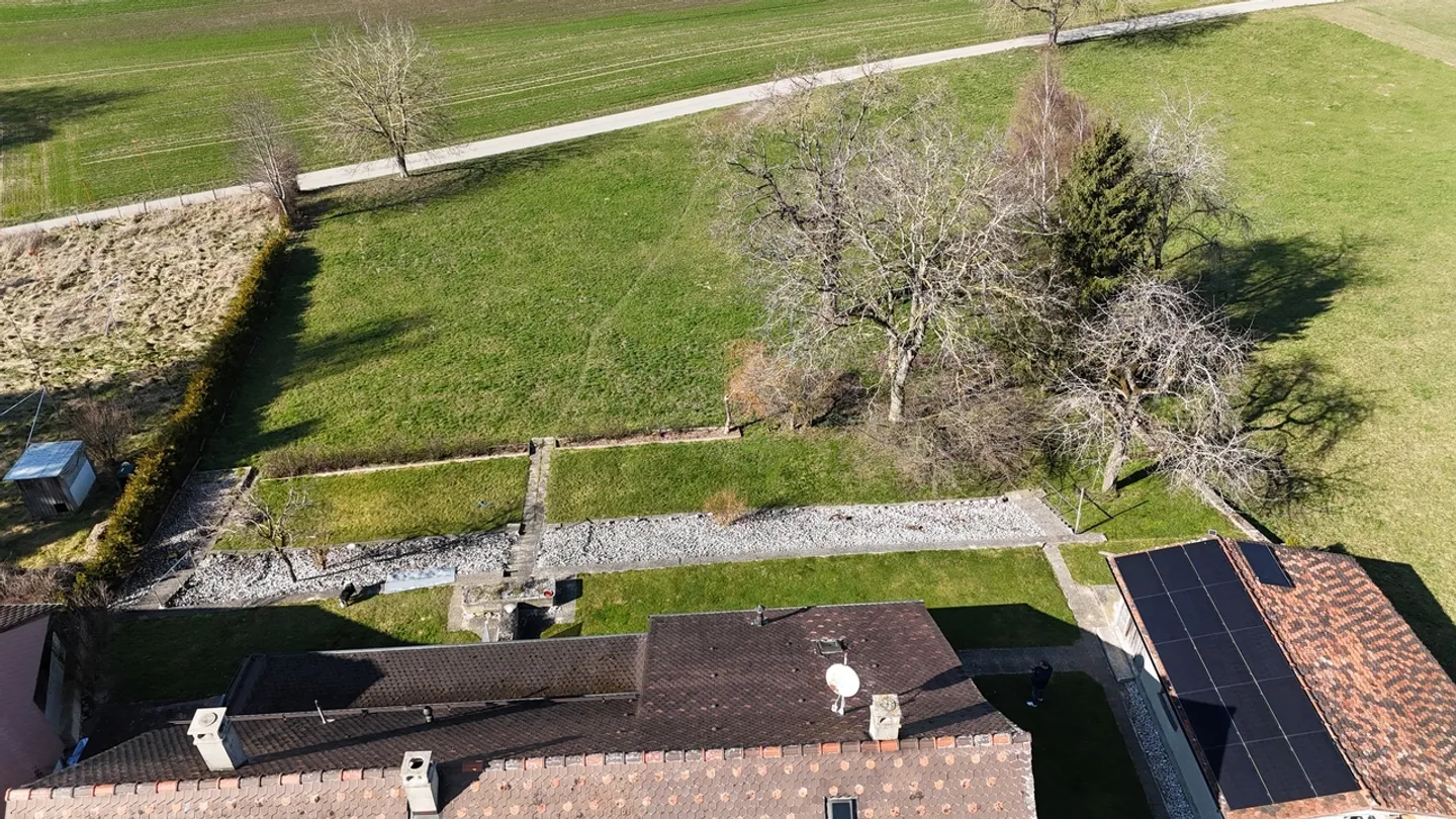 Charmantes Haus mit zwei Wohnungen - Foto 1 von 13