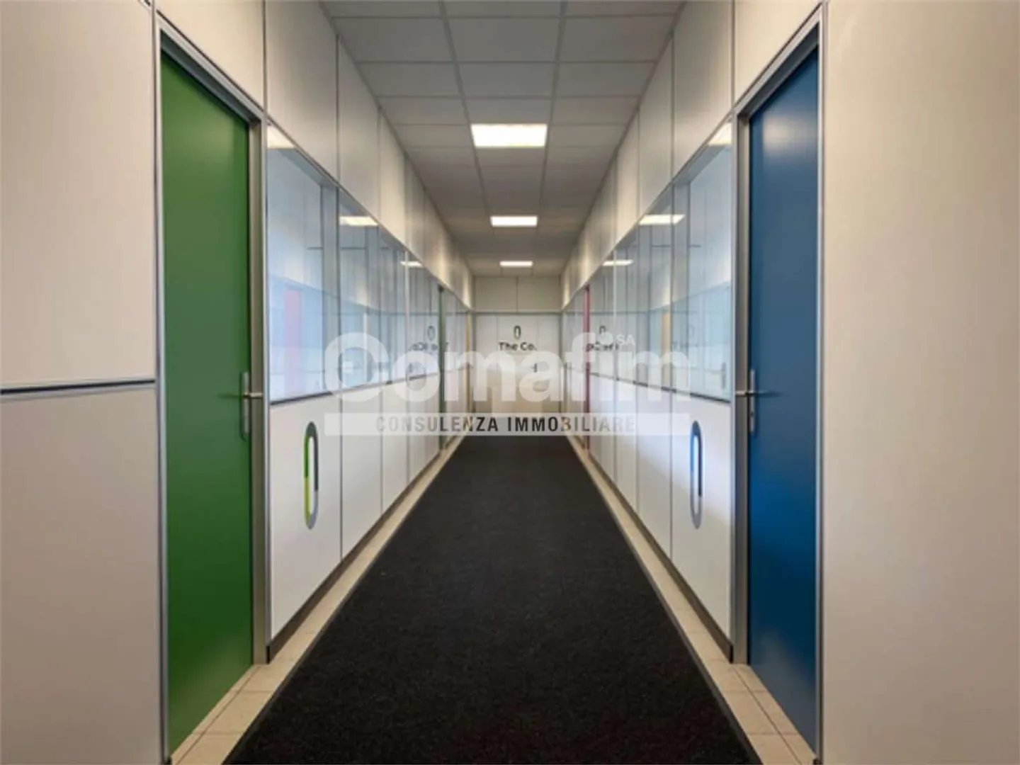 Espace de coworking de bureau à Caslano - Photo 3 sur 5