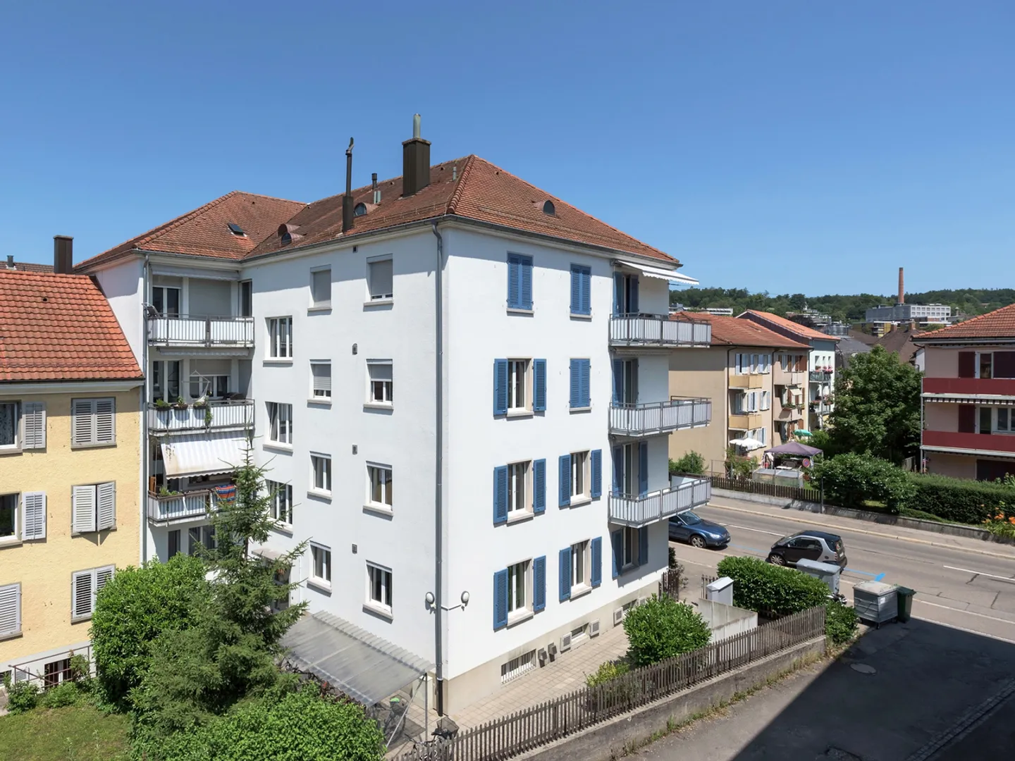 Helle 5.5 Zimmerwohnung in gepflegter Liegenschaft - Foto 1 di 5
