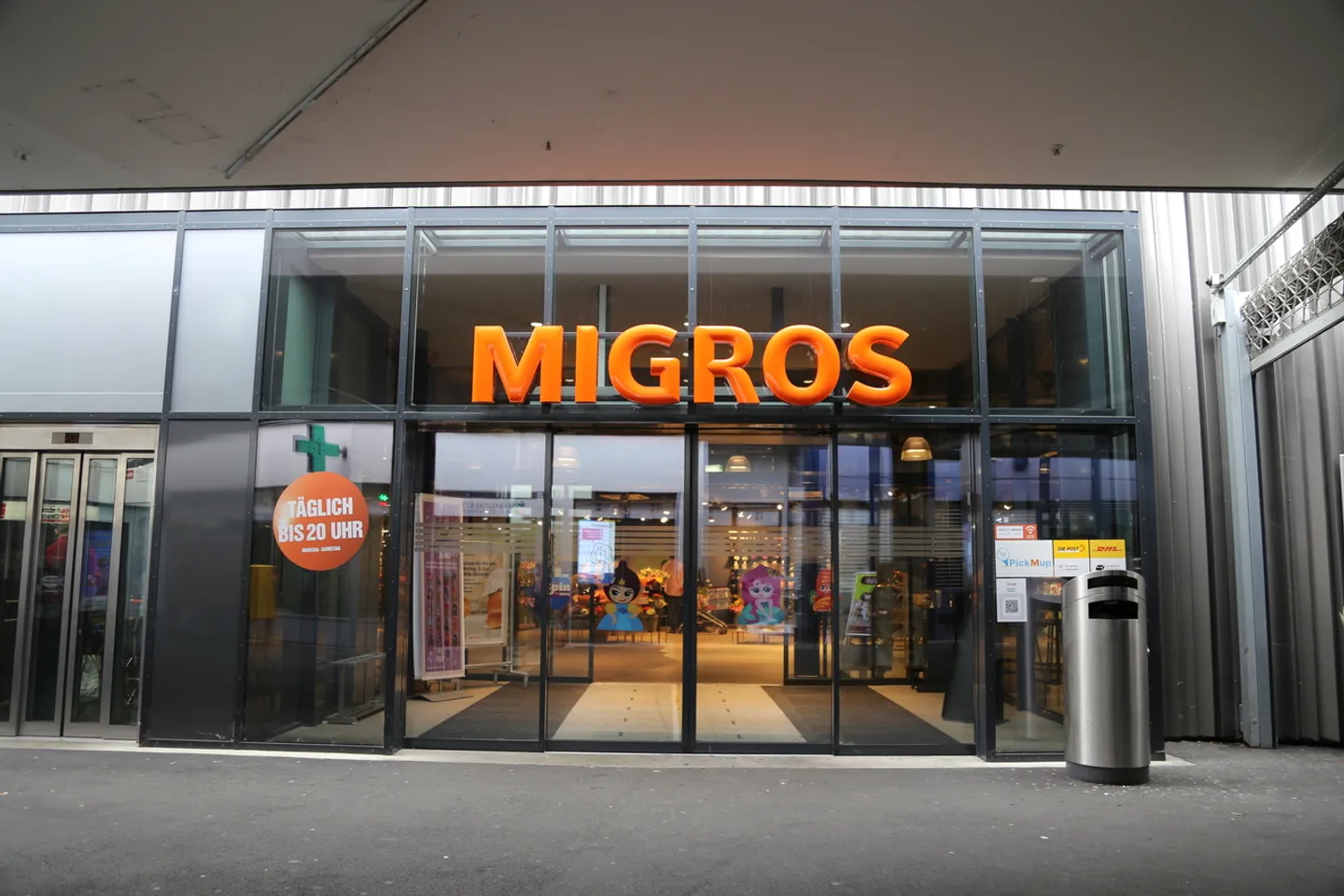 Espaces commerciaux d'un total de 434m² dans le centre commercial - Migros Oberwil - Photo 8 sur 9
