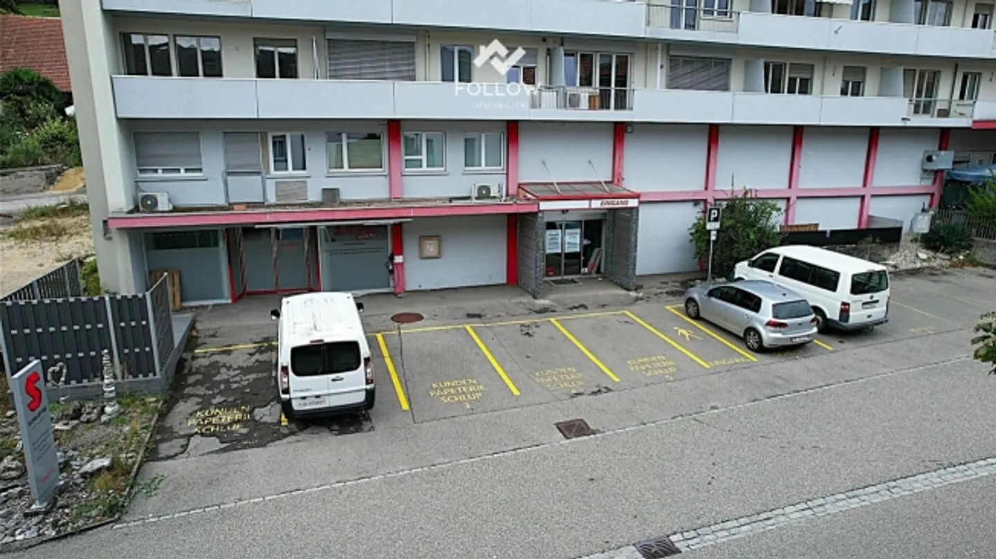 Versatile commercial space in the center of Lengnau - with flexible room concept - Photo 7 of 20