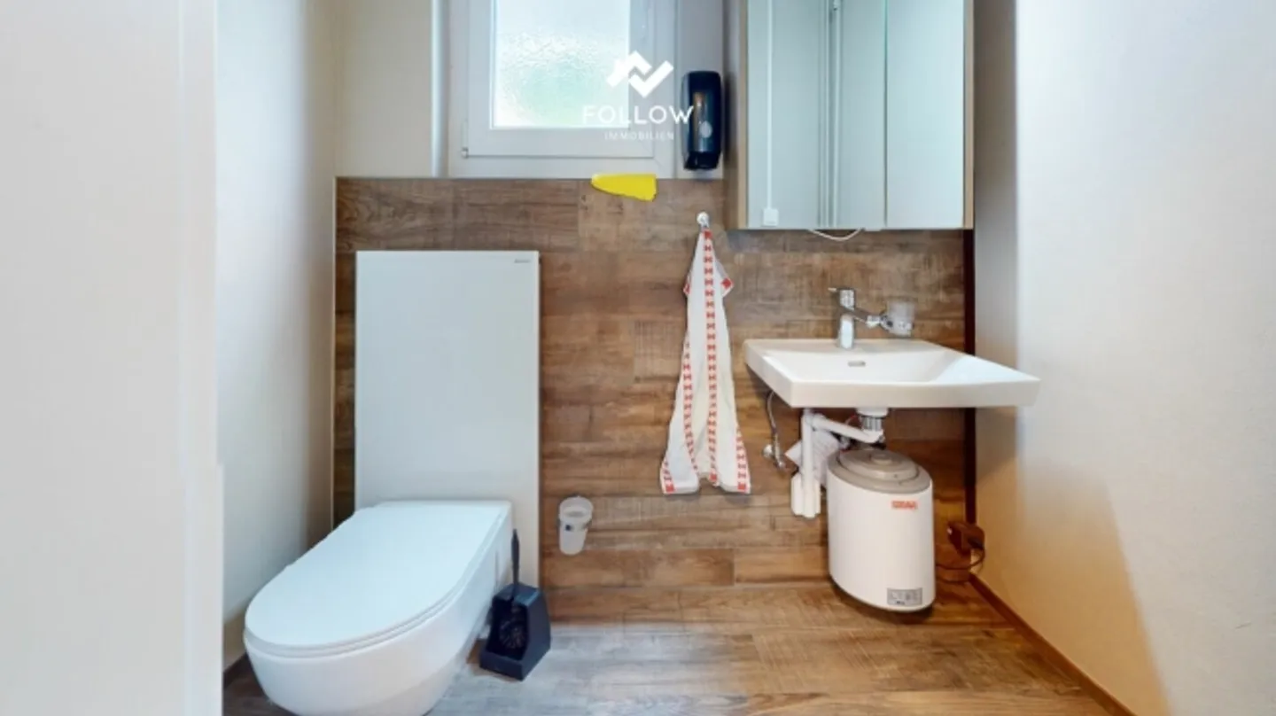 Versatile commercial space in the center of Lengnau - with flexible room concept - Photo 11 of 20