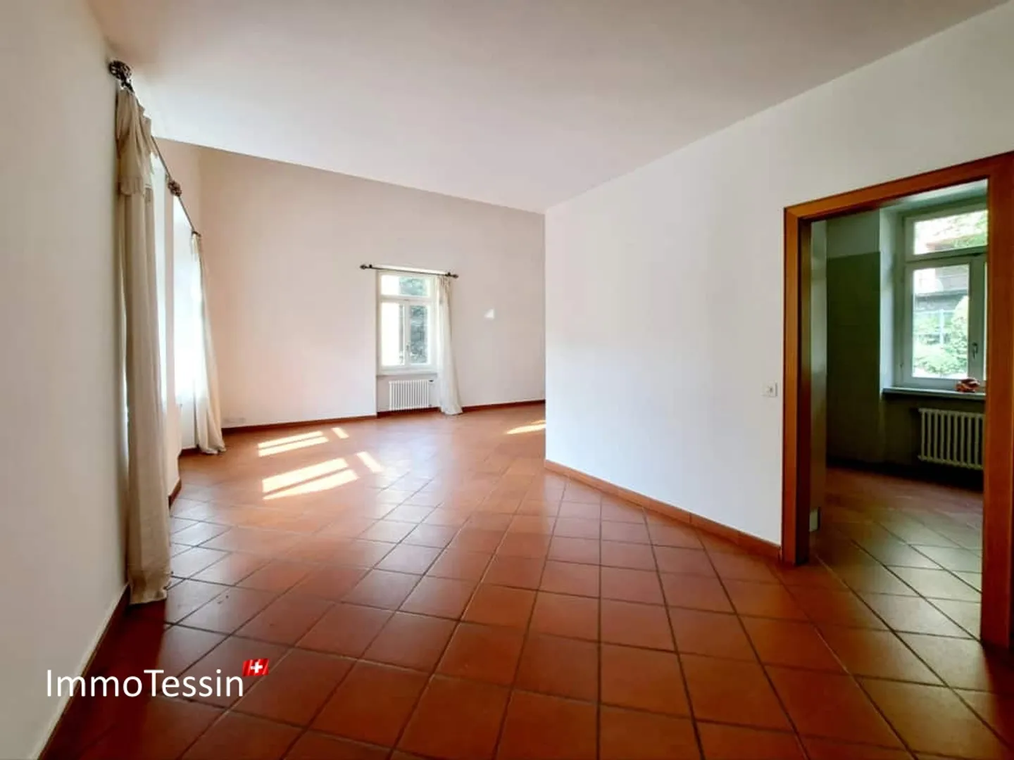Penthouse Luxueux et Stylé dans un Emplacement de Choix près de la Célèbre Promenade de Lugano - Photo 6 sur 13