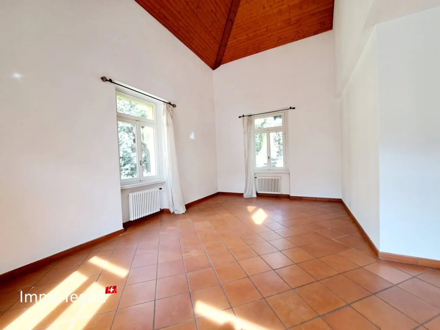 Penthouse Luxueux et Stylé dans un Emplacement de Choix près de la Célèbre Promenade de Lugano - Photo 7 sur 13