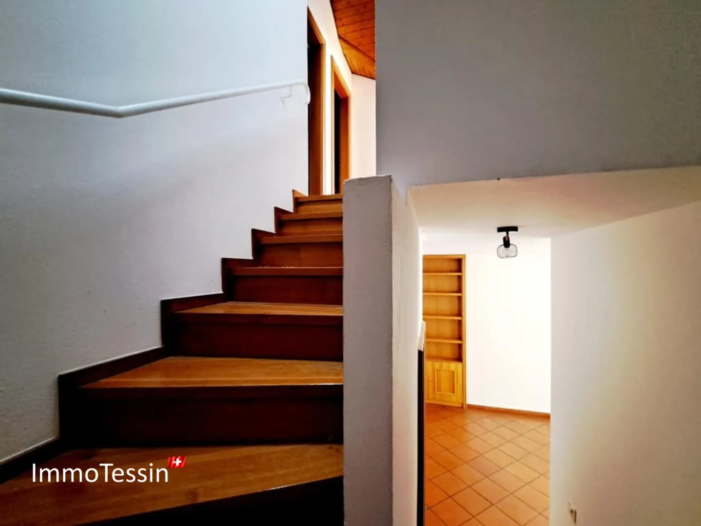 Penthouse Luxueux et Stylé dans un Emplacement de Choix près de la Célèbre Promenade de Lugano - Photo 10 sur 13