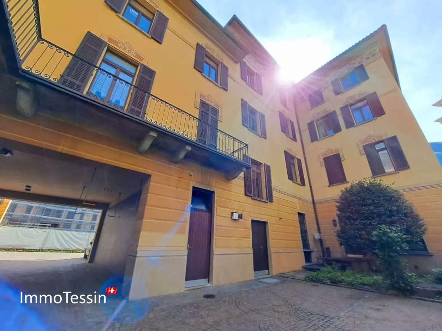 Penthouse Luxueux et Stylé dans un Emplacement de Choix près de la Célèbre Promenade de Lugano - Photo 4 sur 13