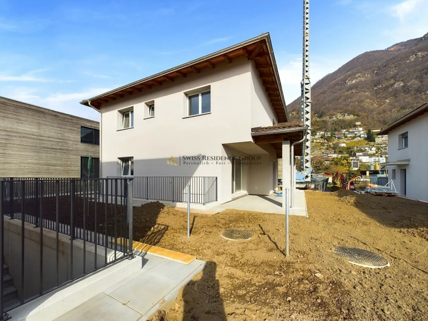 Casa unifamiliare moderna a Cugnasco 256 m2 - Foto 1 di 14