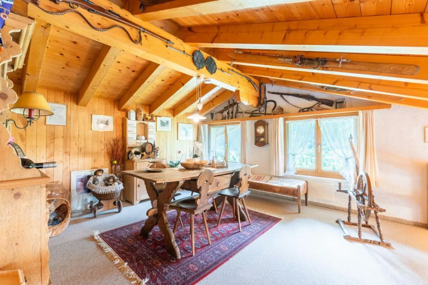 Spacious 5-Room Penthouse Apartment in Chalet Granit - Photo 17 of 23