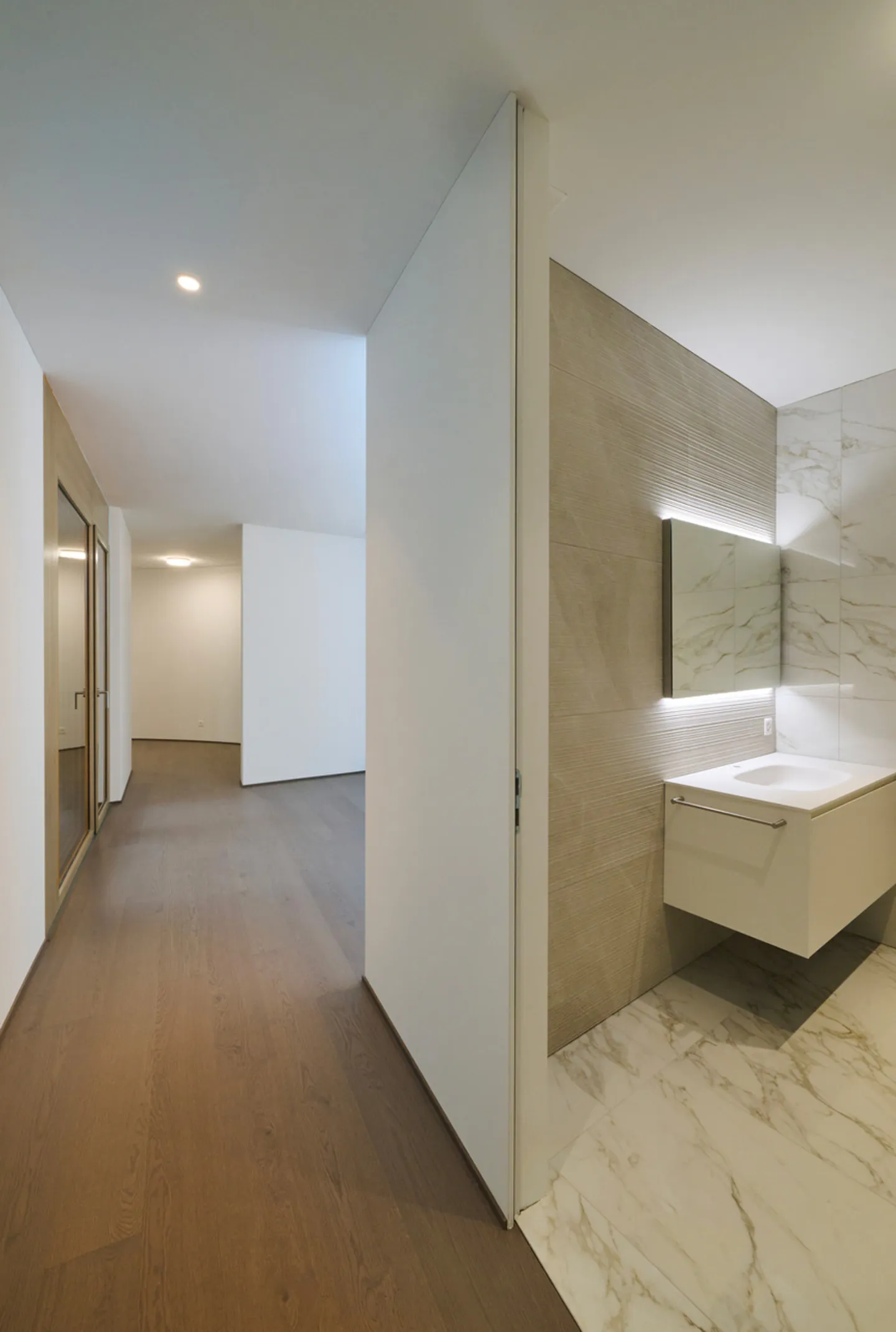 Résidence Mirador - Élégante avec Grande Terrasse Panoramique - Photo 7 sur 17