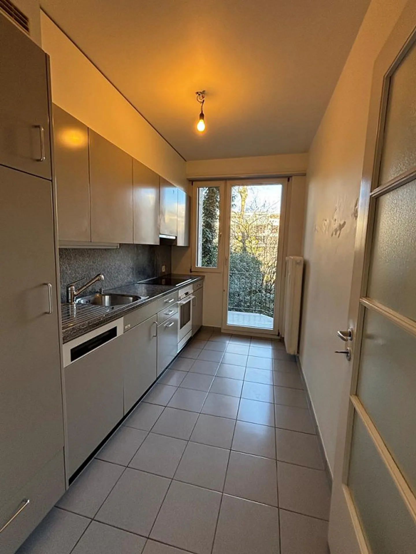 Charming Apartment near Schützenmattpark - Photo 4 of 9