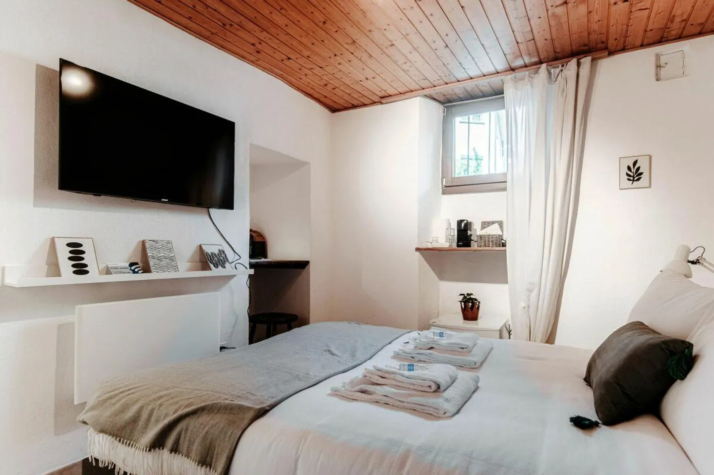 Cozy renovated duplex near the EOC of Bellinzona - Photo 9 of 15