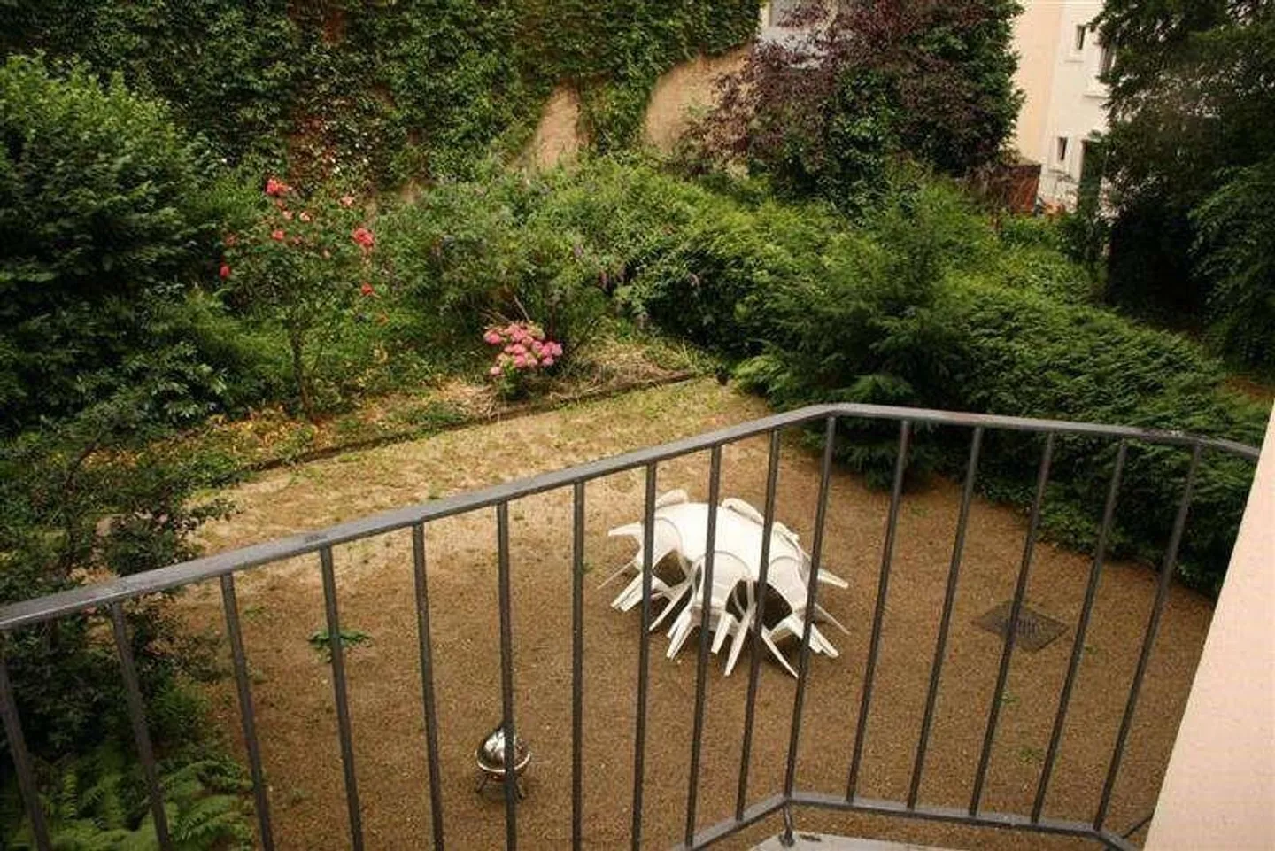 Charming Apartment near Schützenmattpark - Photo 7 of 9