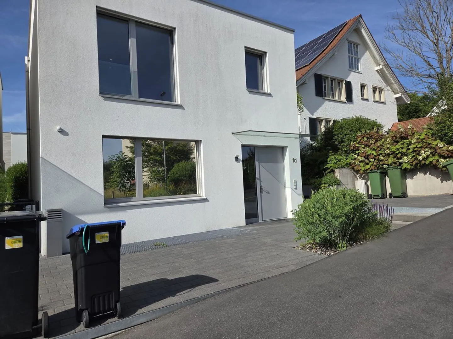 Stilvolles Einfamilienhaus in Binningen - Foto 10 von 12