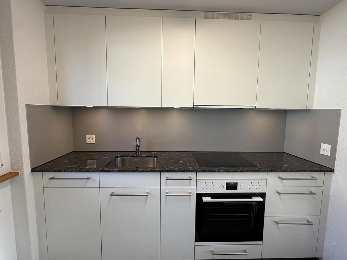 Frisch sanierte 3-Zimmerwohnung mit Balkon an schöner Lage - Foto 3 von 12