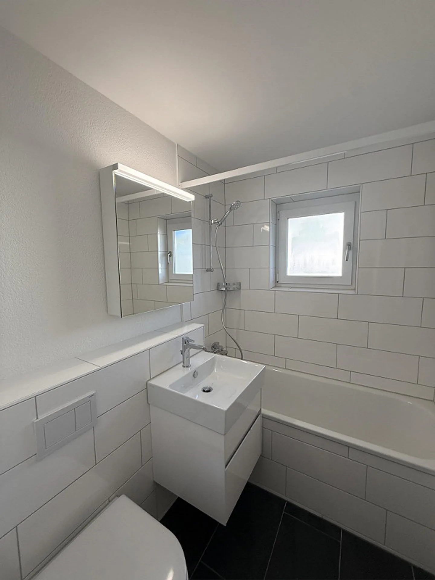 Frisch sanierte 3-Zimmerwohnung mit Balkon an schöner Lage - Foto 4 von 12