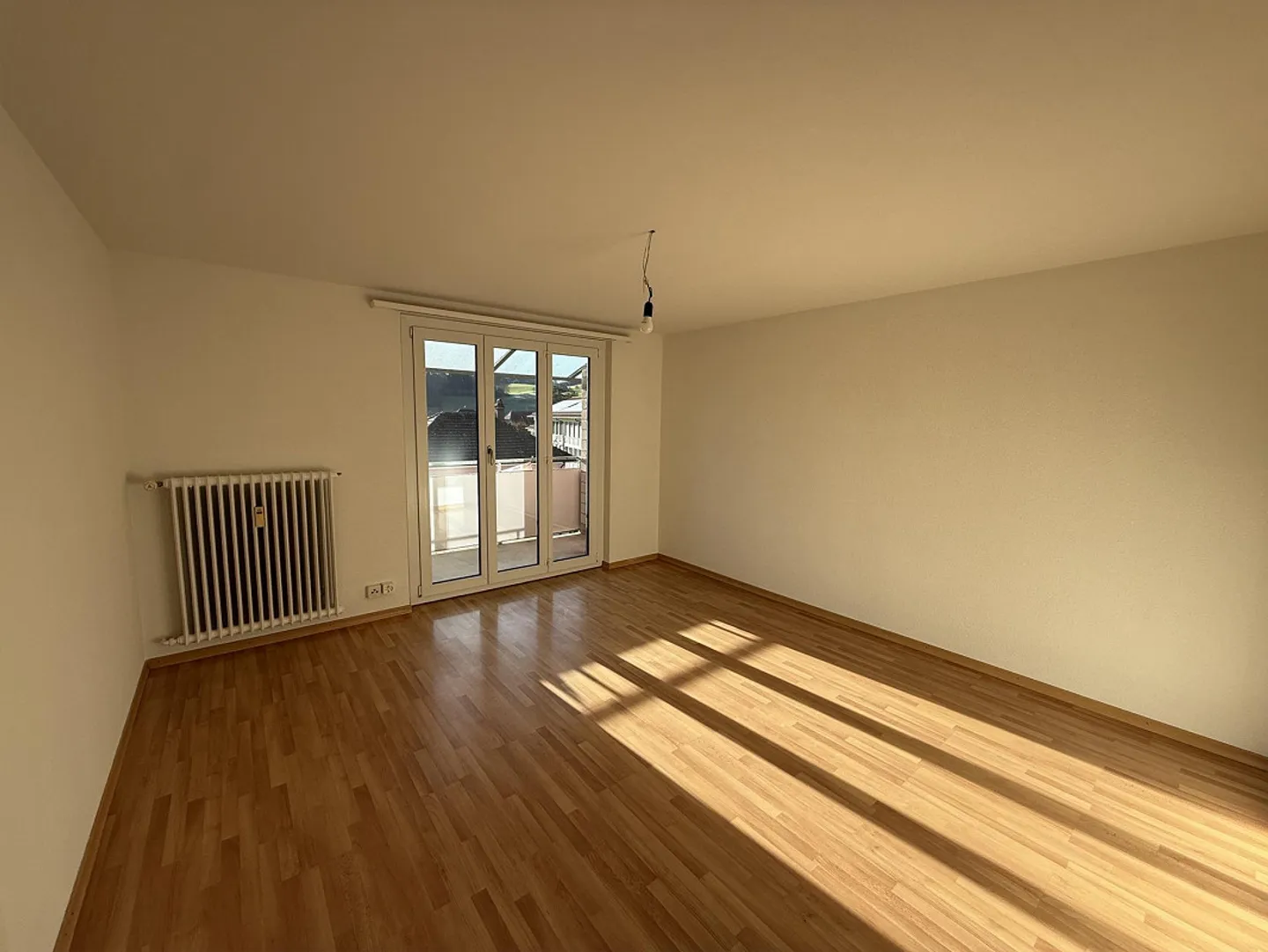 Frisch sanierte 3-Zimmerwohnung mit Balkon an schöner Lage - Foto 5 von 12