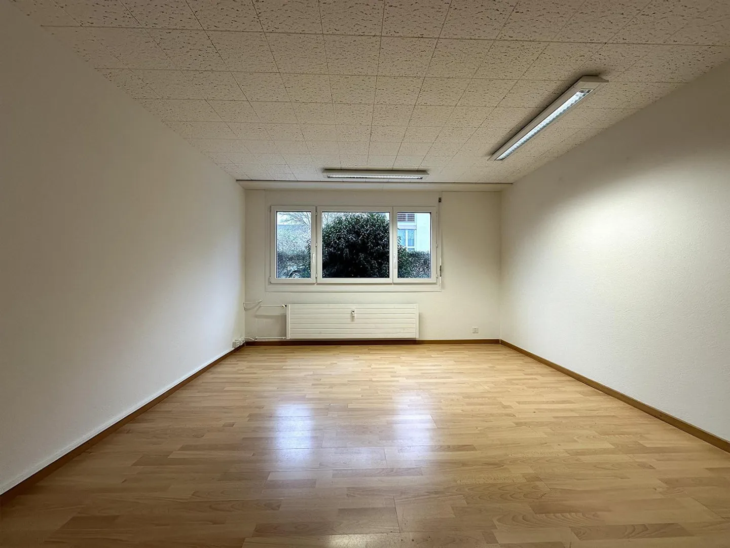 Ufficio/hobby affascinante in una proprietà ben tenuta ad Allschwil - Foto 3 di 7