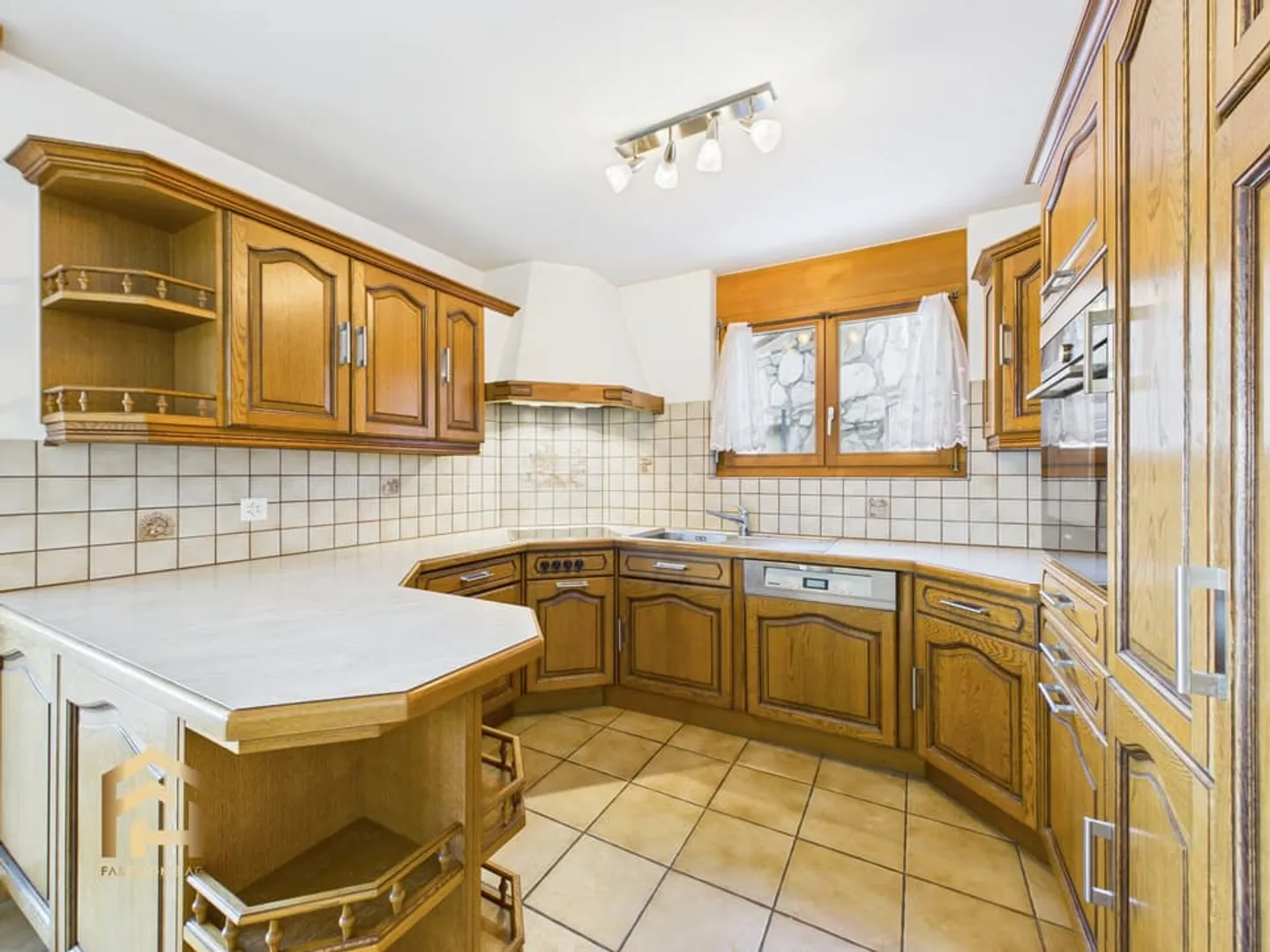 Tanto spazio, grandi vedute, molte opportunità - Vivere a Eggerberg - Foto 4 di 13