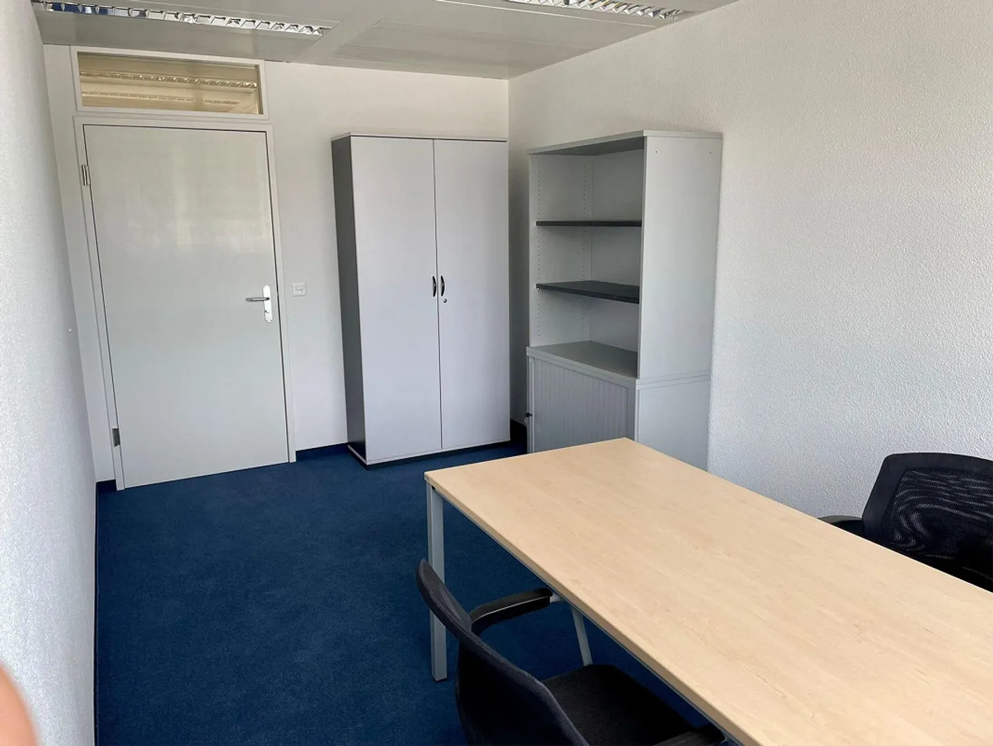 Modernes Büro in Baar - Foto 10 von 12