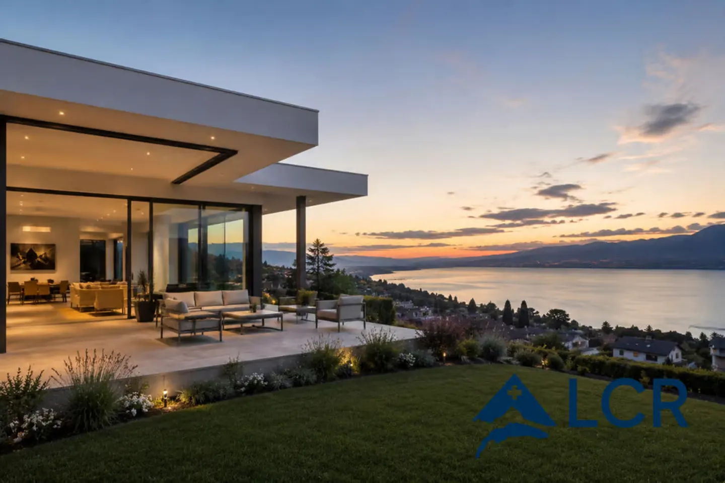 Villa Élégante avec Vue Lac - Photo 1 sur 4