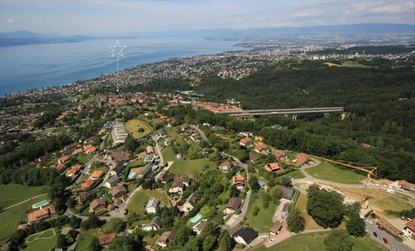 Villa Élégante avec Vue Lac - Photo 4 sur 4
