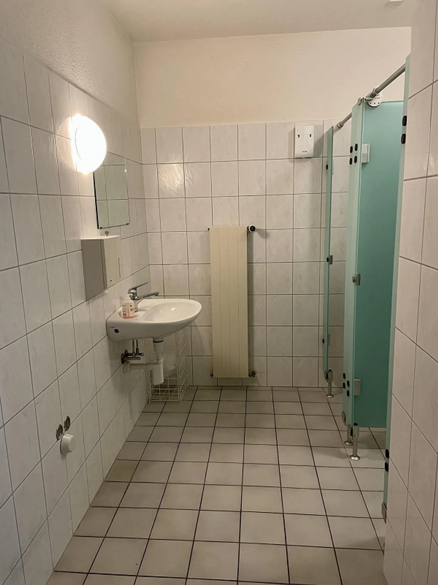 Modernes Büro in Baar - Foto 12 von 12