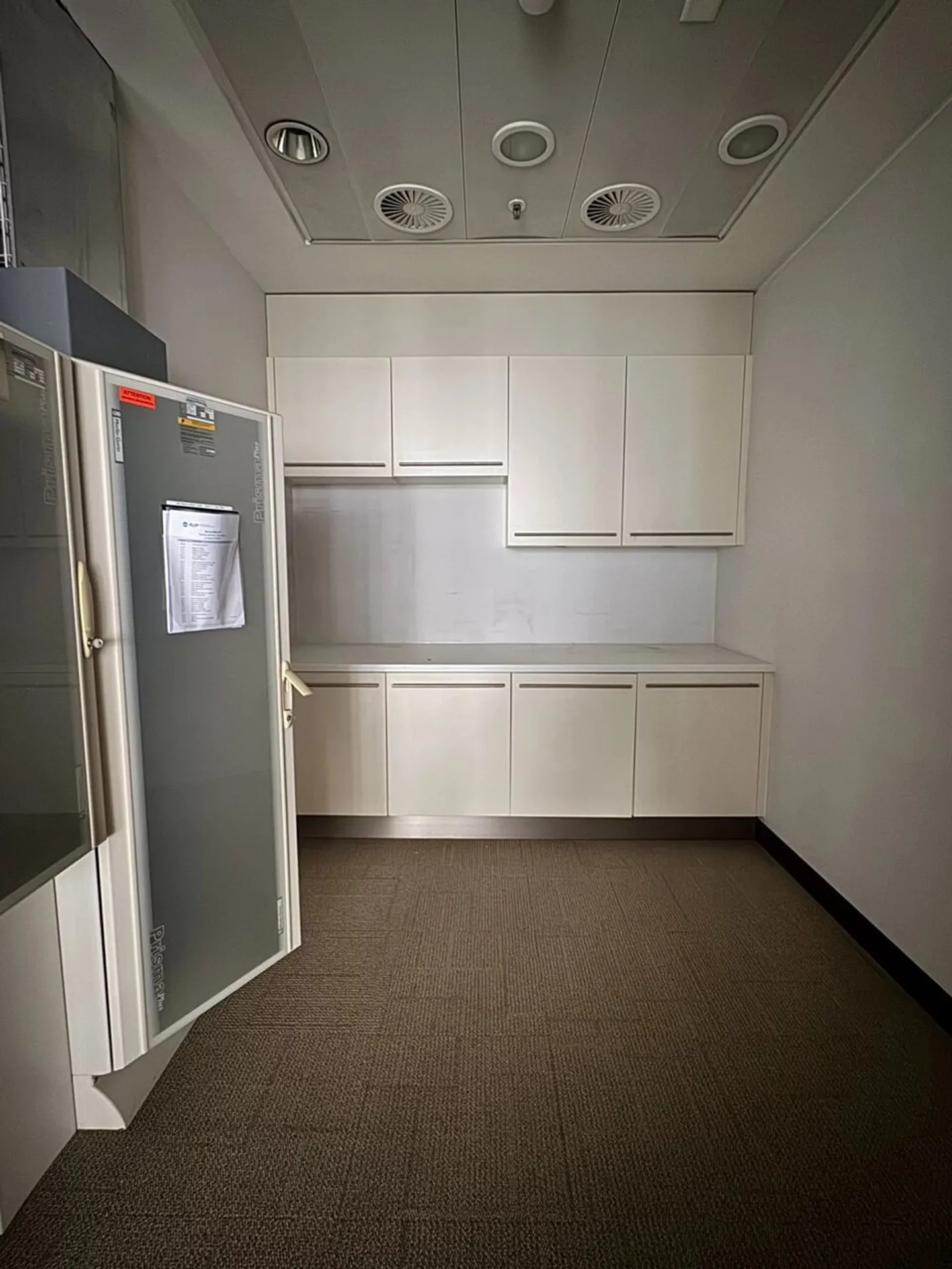 Offices Rue du Rhône - Photo 7 of 7