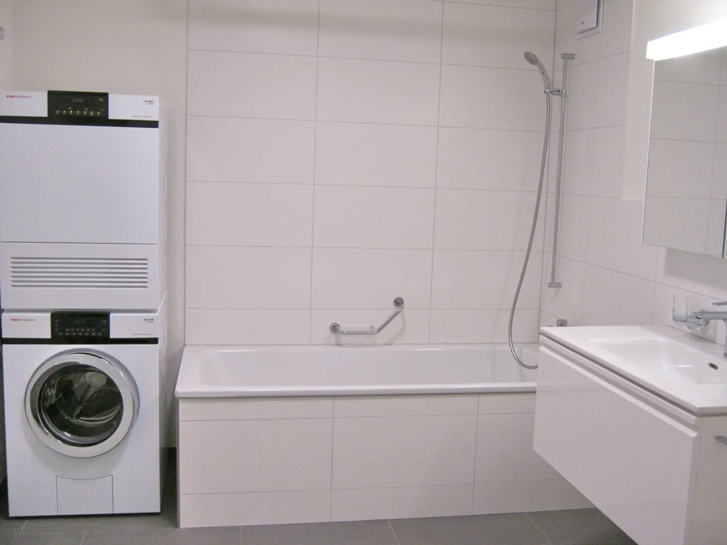 Appartement 2.5 pièces lumineux 1er étage - 1.10 - Photo 11 sur 18