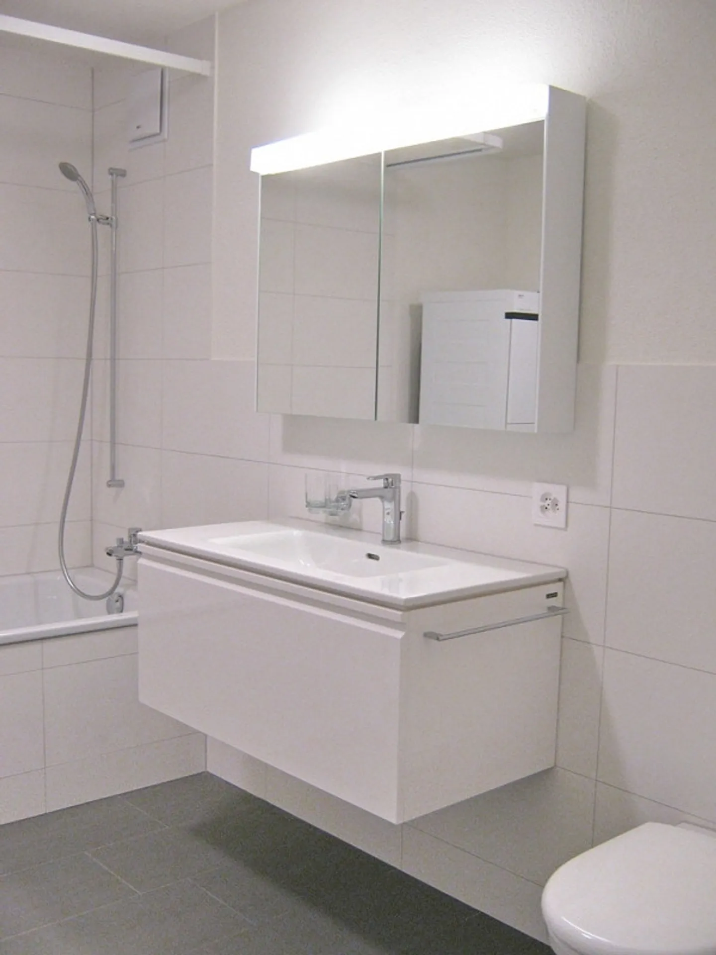 Appartement 2.5 pièces lumineux 1er étage - 1.10 - Photo 12 sur 18