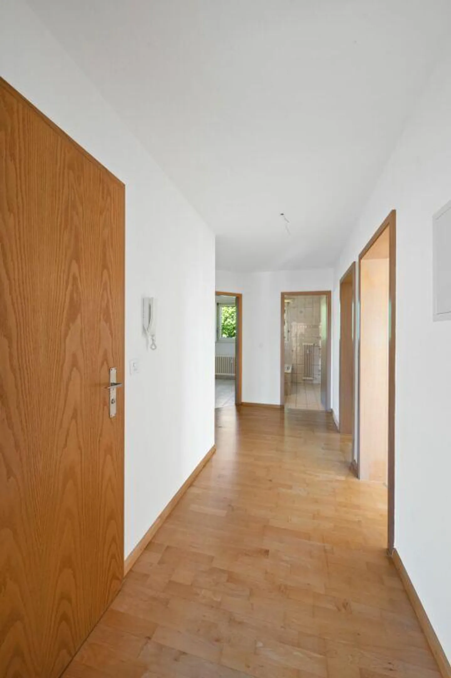 Appartamento di 3 stanze con balcone - Foto 4 di 13