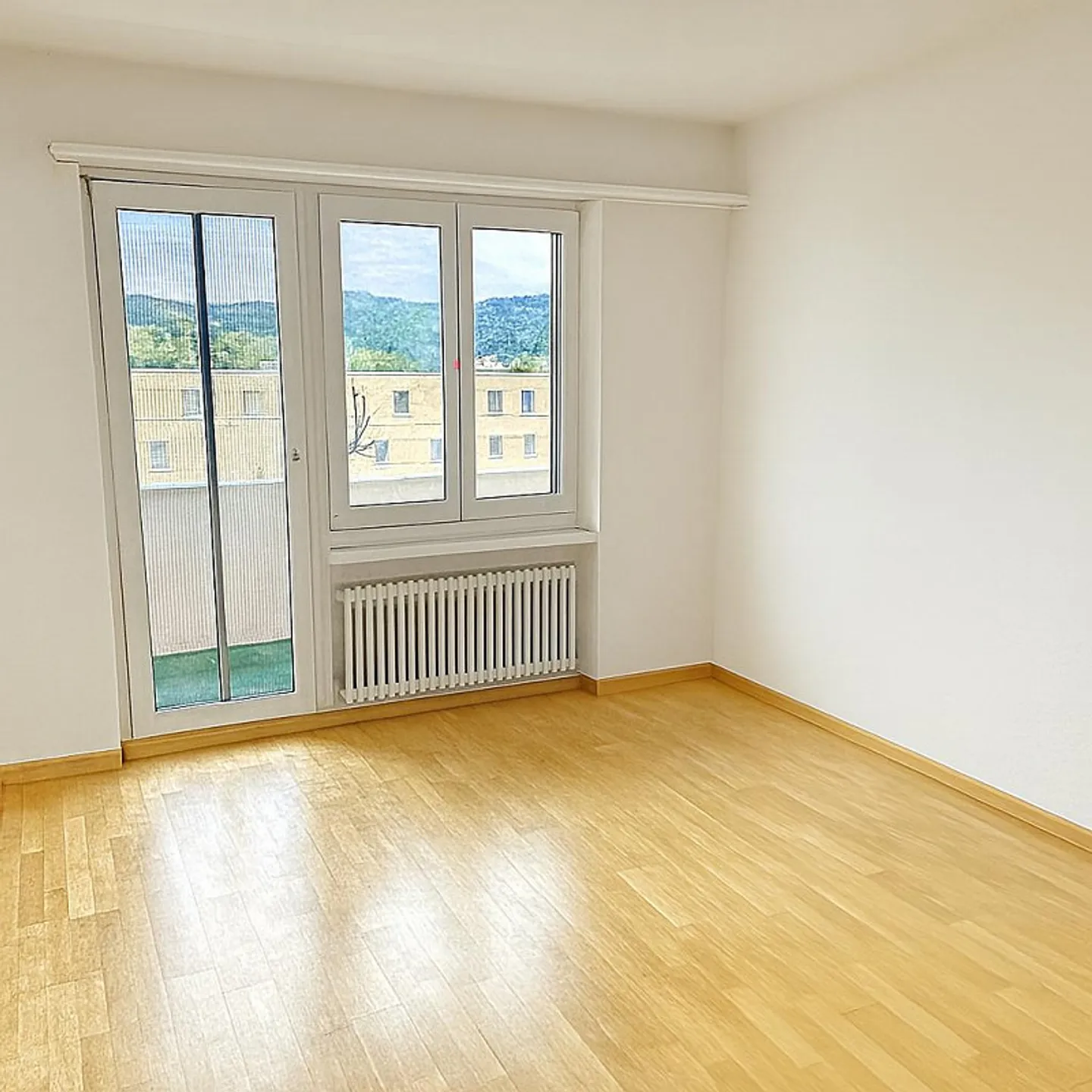 schöne, helle neu renovierte 3.5 Zimmer-Wohnung - Foto 6 von 8