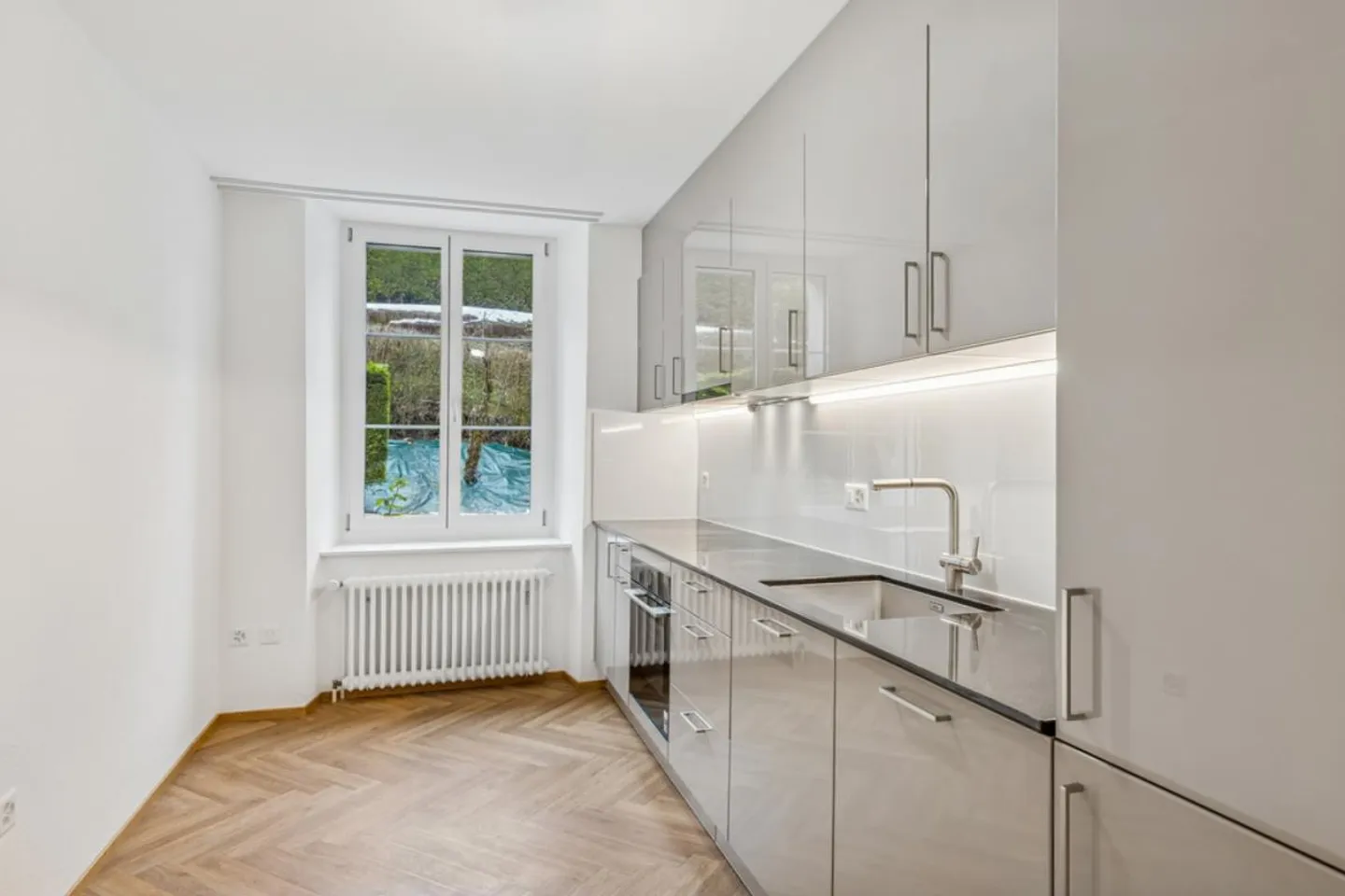 Appartement ancien élégant avec confort moderne - Photo 3 sur 10