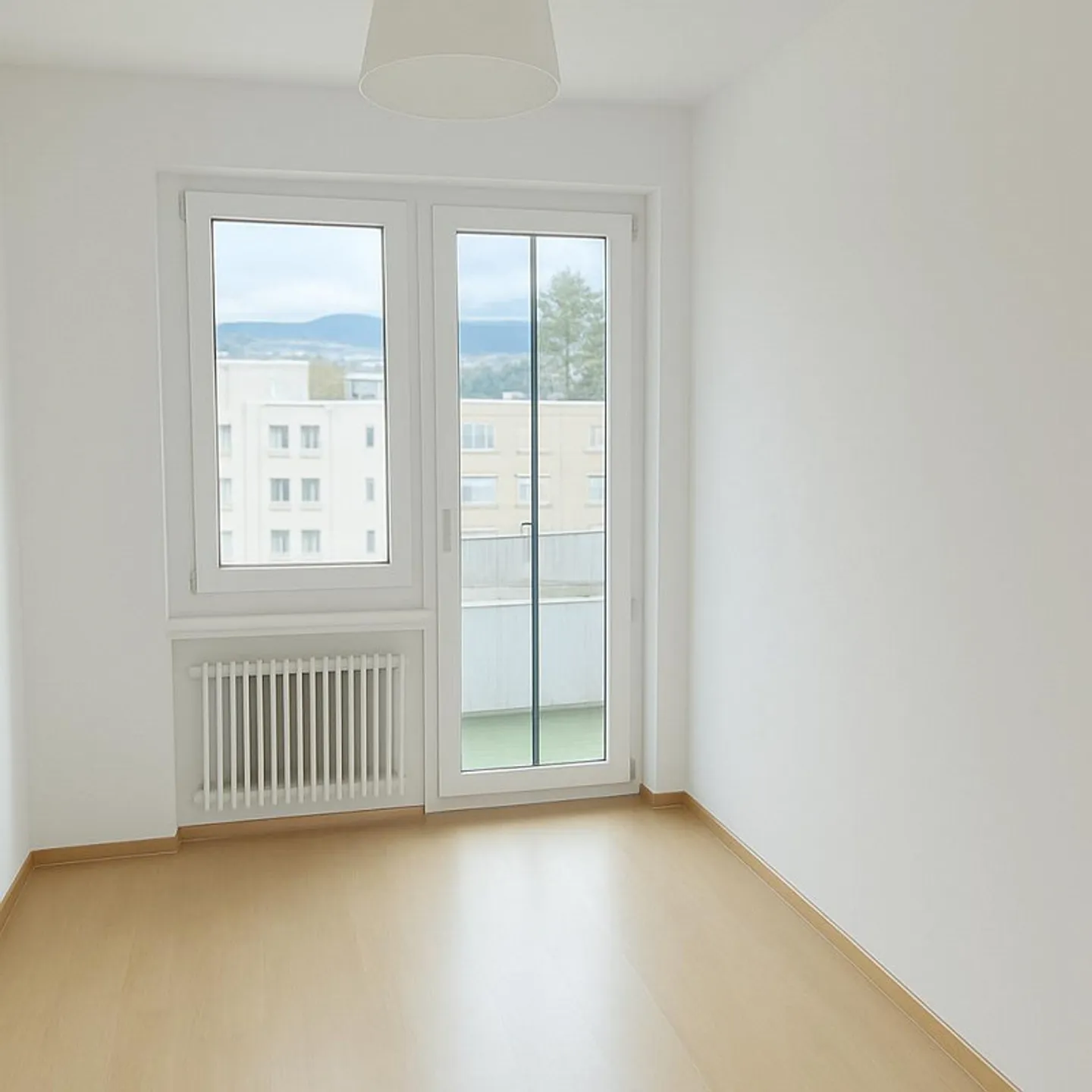 schöne, helle neu renovierte 3.5 Zimmer-Wohnung - Foto 7 von 8