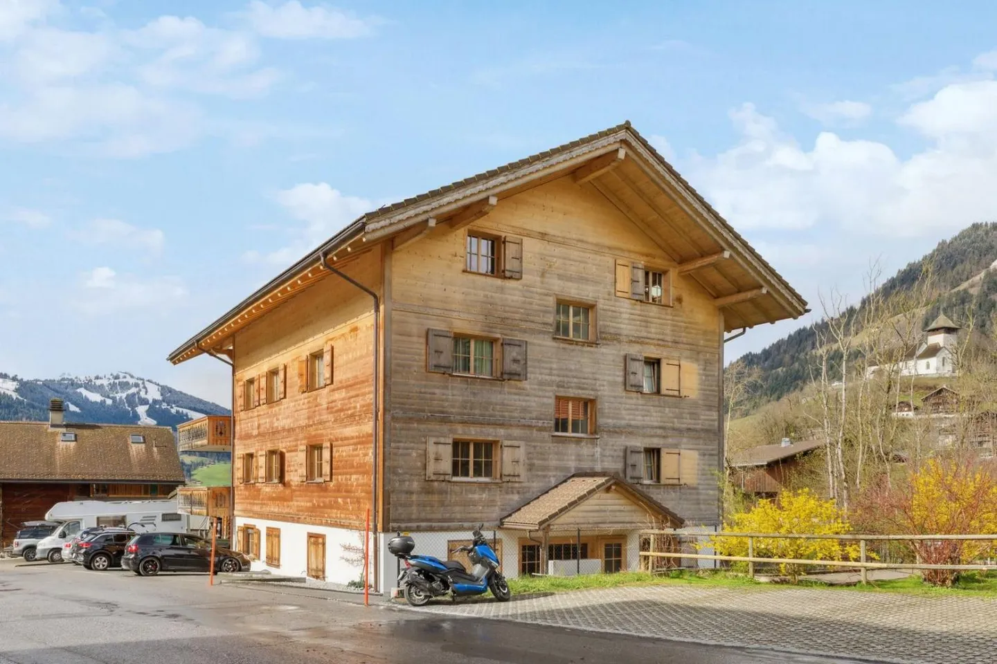 Charmante Wohnung in Château-d'OEx mit gutem Mietrendite - Foto 1 von 11
