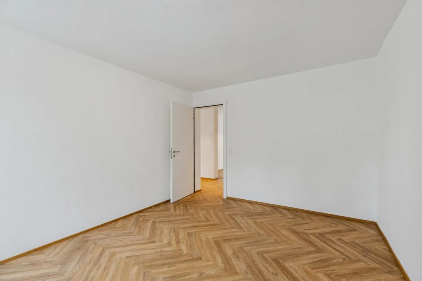 Appartement ancien élégant avec confort moderne - Photo 6 sur 10