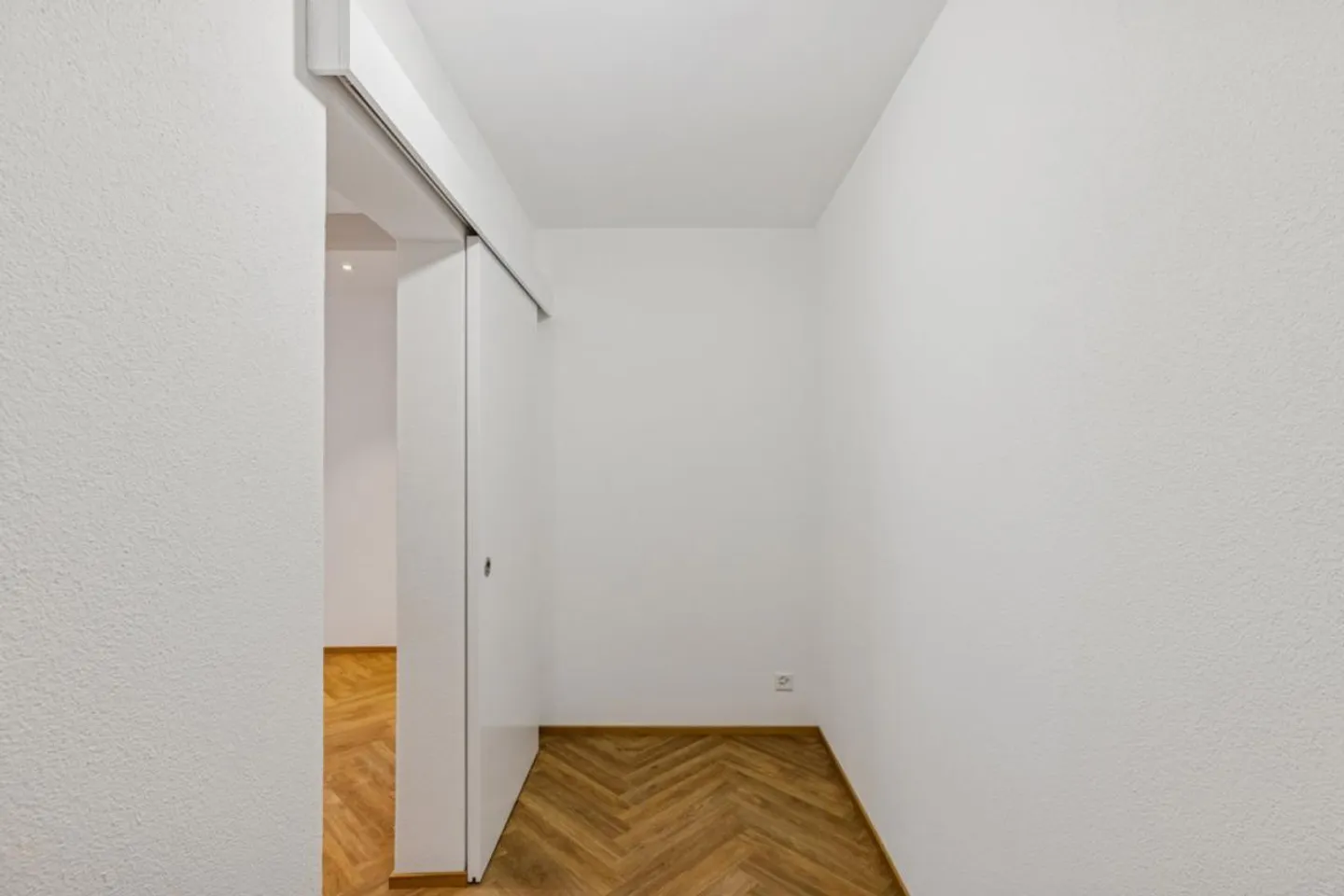 Appartement ancien élégant avec confort moderne - Photo 8 sur 10