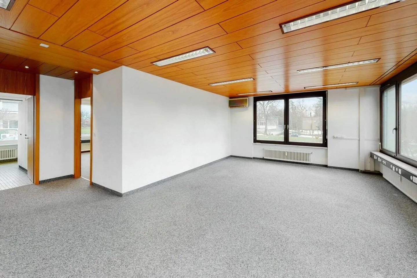 Spazio ufficio e commerciale climatizzato - Foto 2 di 9