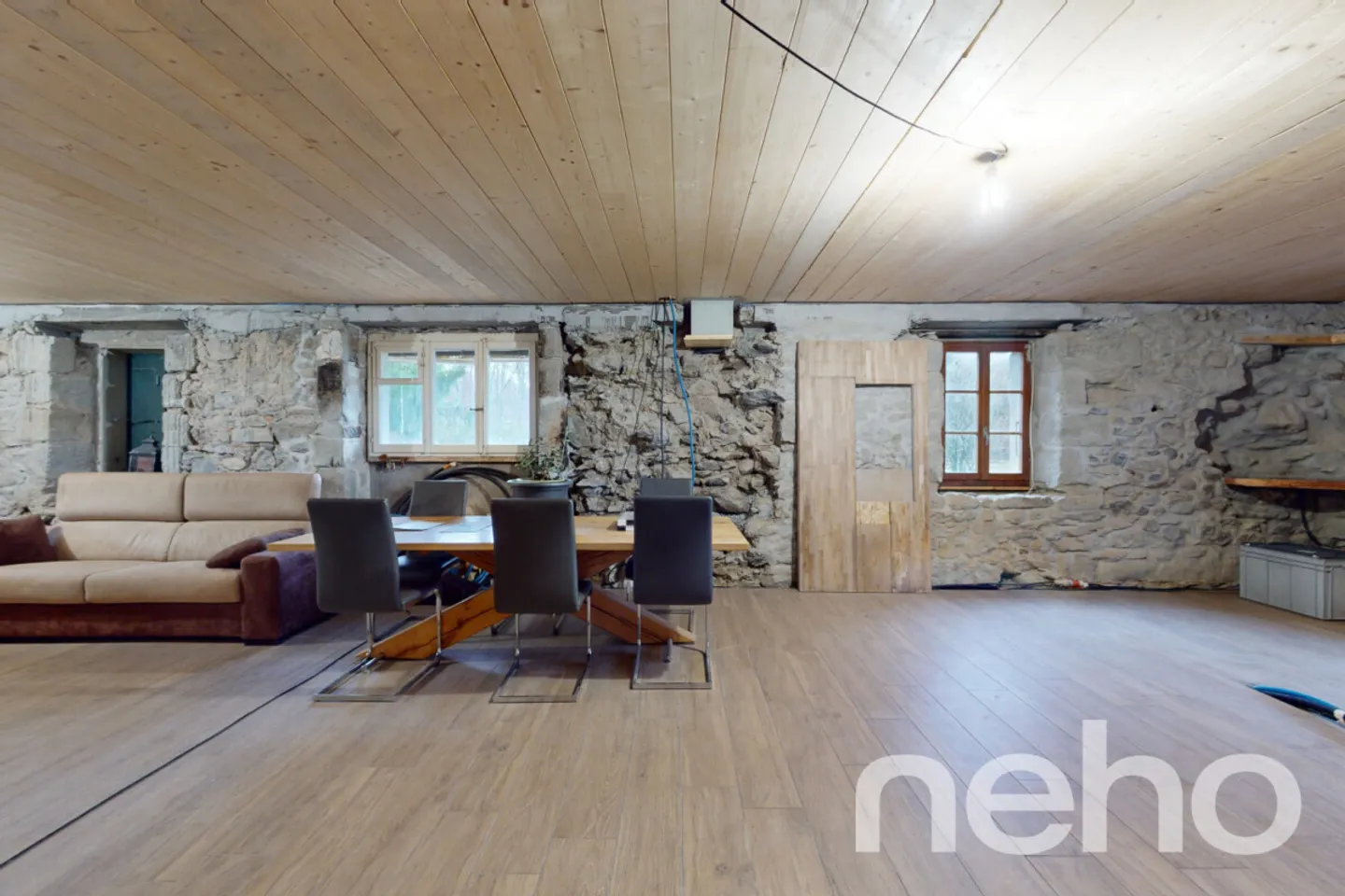 Ideal for a family or an investor! - Photo 4 of 11