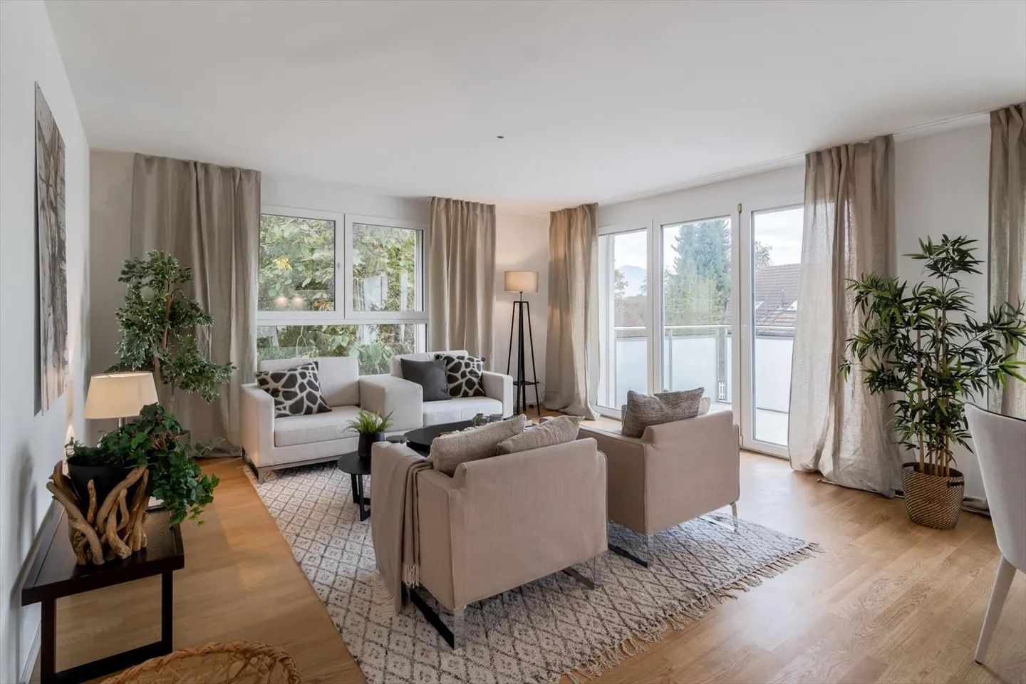 Demanding living in a desirable and green location! - Photo 1 of 12