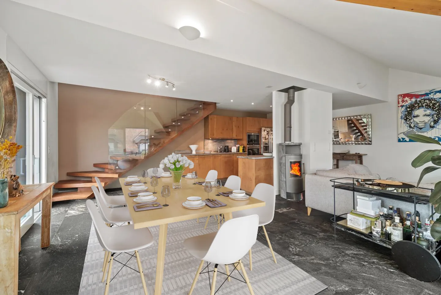 Spacious duplex in a modern residence in the center of Founex - Photo 1 of 13