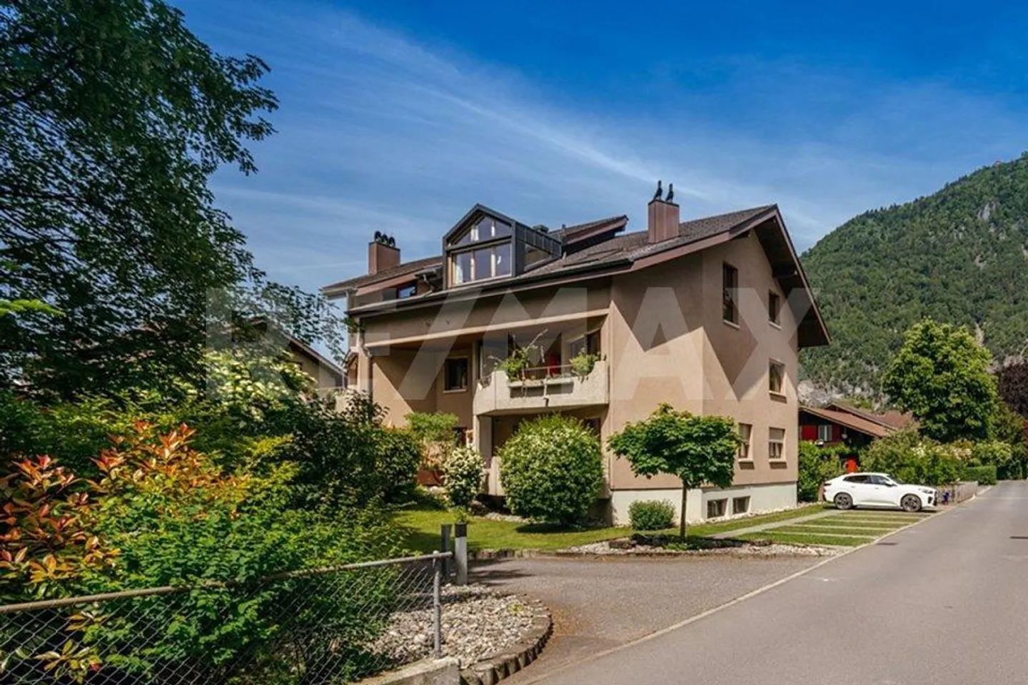Vivre avec charme et vue à Matten - Photo 1 sur 13