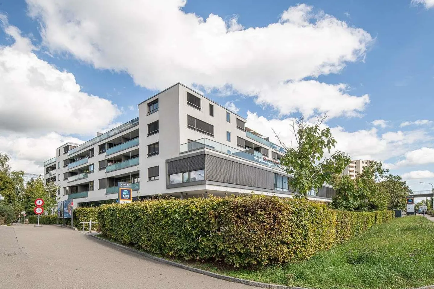 Espace commercial - Ueberlandhof - Photo 2 sur 3