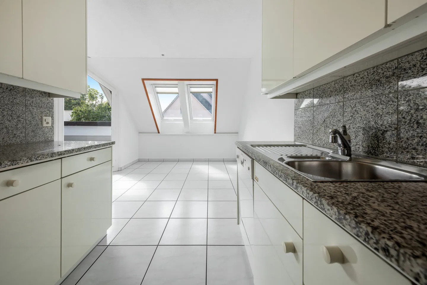 Appartamento duplex luminoso - Foto 5 di 7