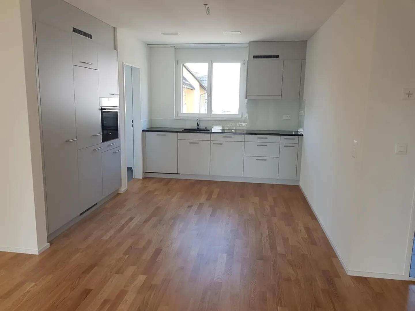 Belle appartement de 3,5 pièces à louer à Wettingen - Photo 2 sur 9