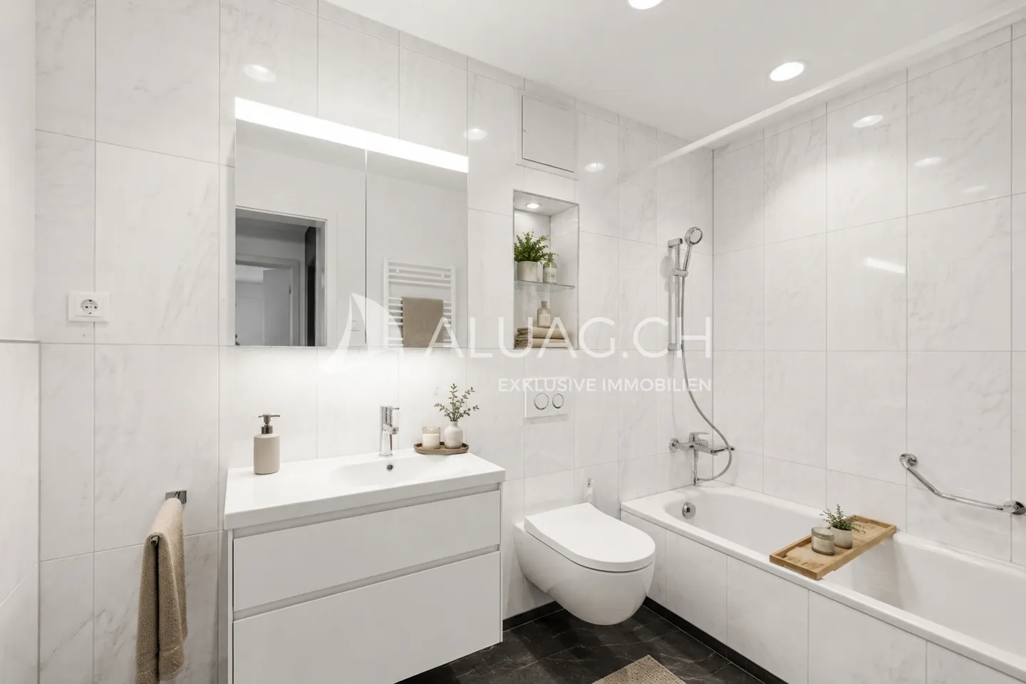 NEW BUILD APARTMENT WITH MODERN LIVING CONCEPT - Photo 5 of 8