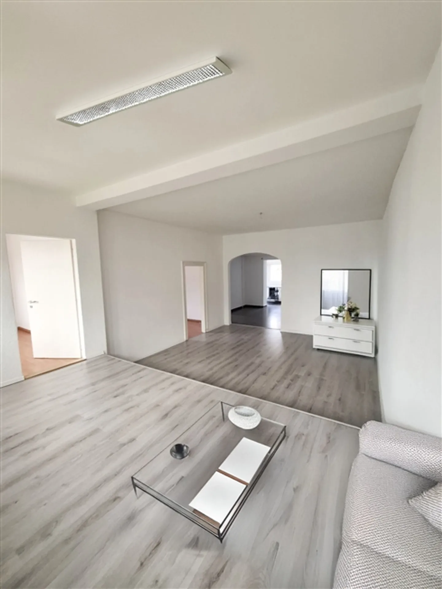 4 Room apartment - Photo 2 of 8